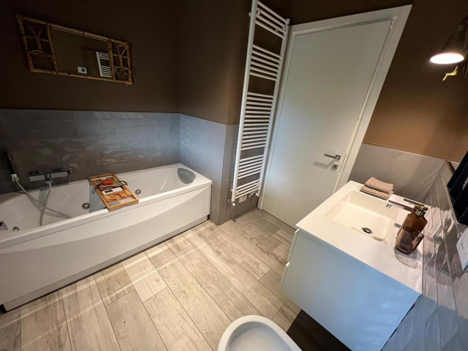 La Bollicina Boutique Apartment And Spa Вербания Экстерьер фото